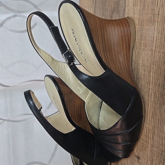 Franco Fortified Wedge Heels w/box - Picture 4 of 6